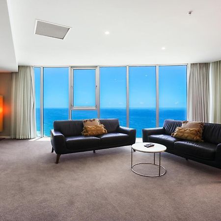 Number 1 H Residences - Wifi, Parking & More By Gold Coast Holidays Exterior photo