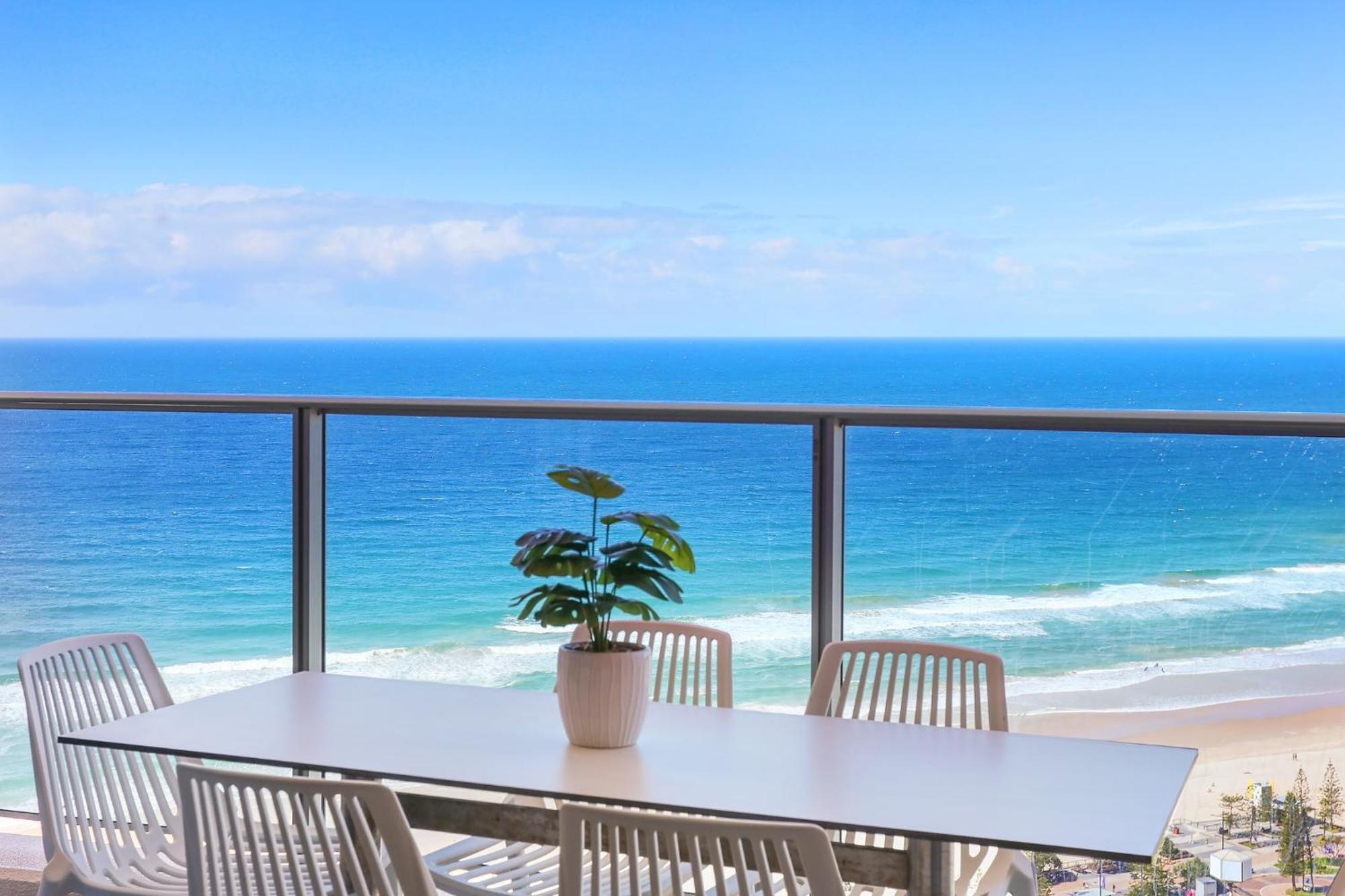 Number 1 H Residences - Wifi, Parking & More By Gold Coast Holidays Exterior photo