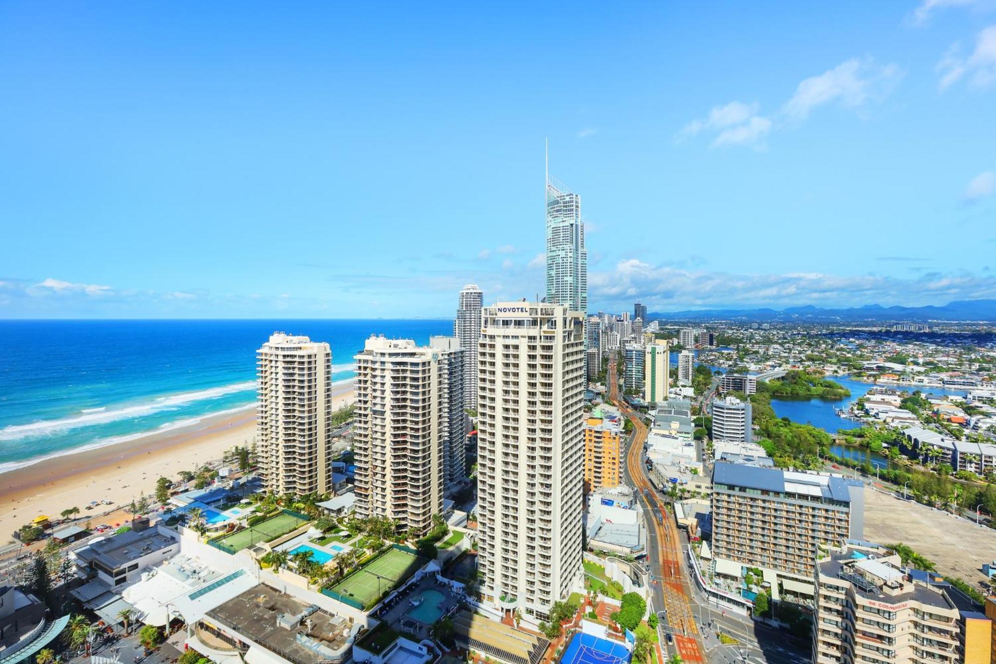 Number 1 H Residences - Wifi, Parking & More By Gold Coast Holidays Exterior photo