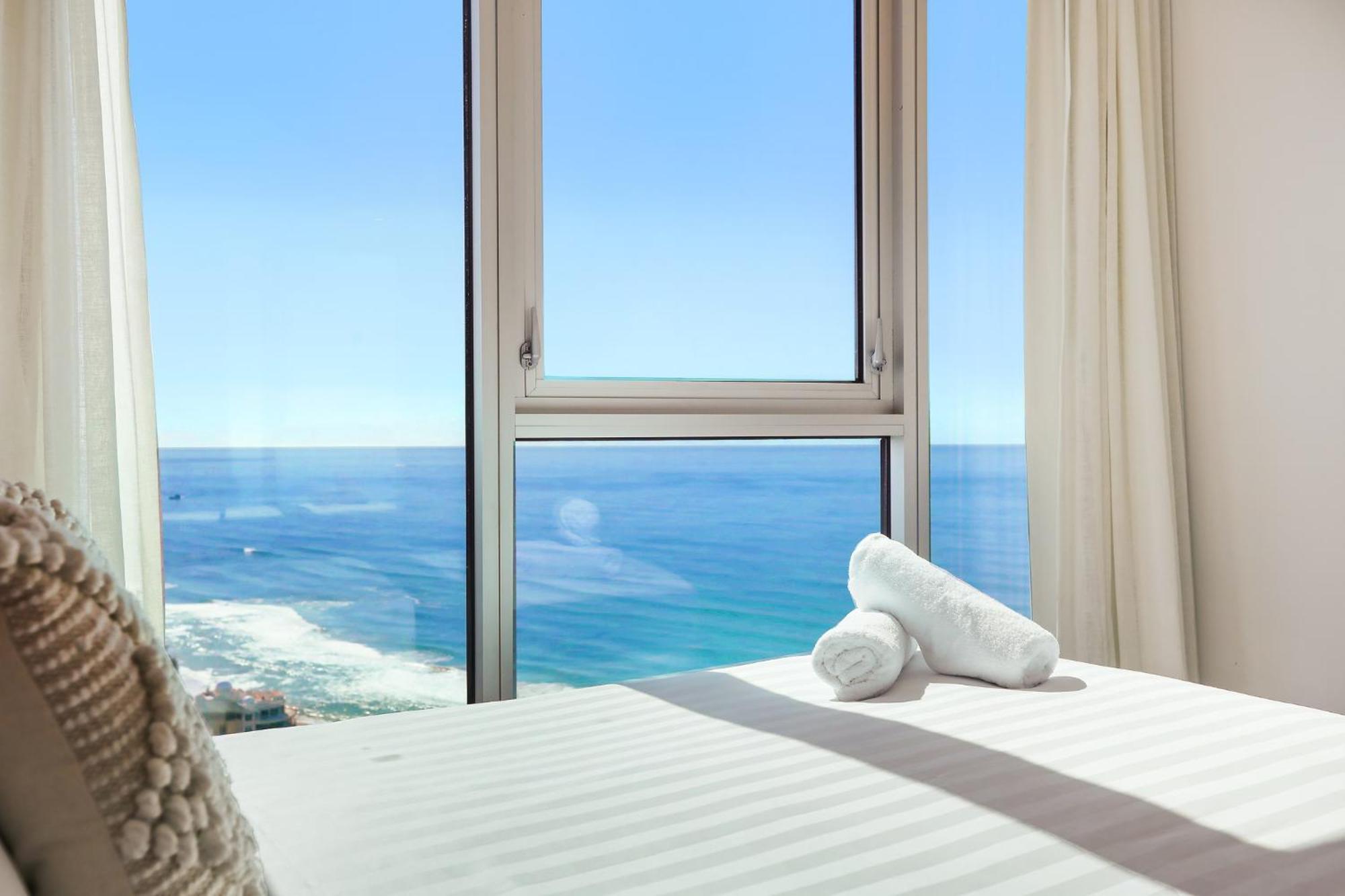 Number 1 H Residences - Wifi, Parking & More By Gold Coast Holidays Exterior photo